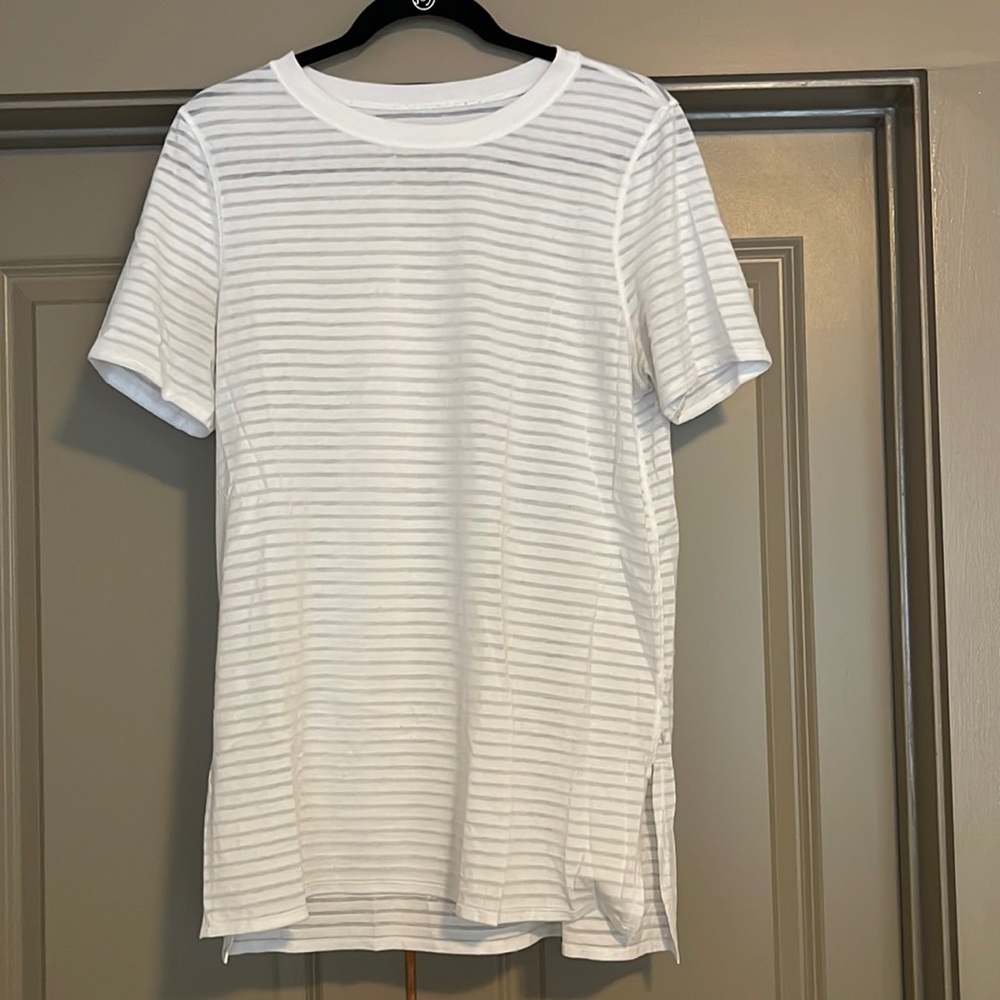 Lululemon top